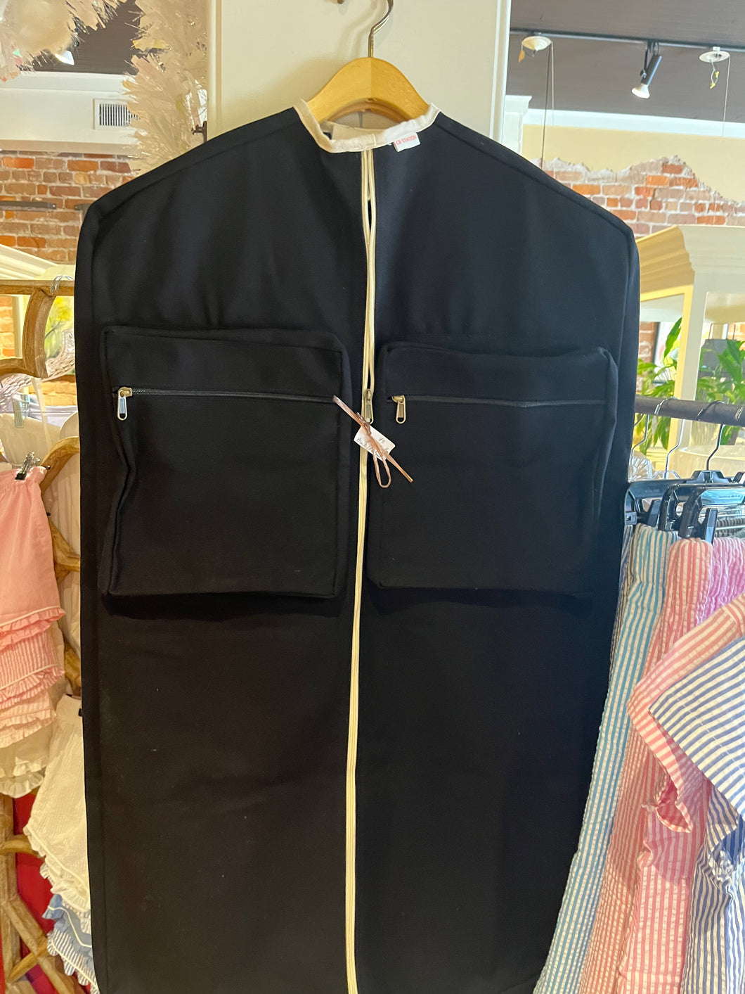 GARMENT BAG